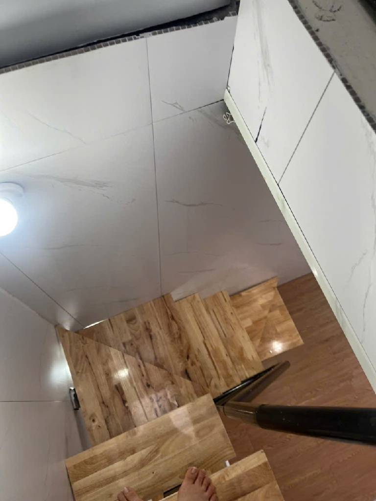 Bán nhà Tân Mai - 10m2 5 tầng - ngõ thông, gần ô tô tránh, giá 1,5 tỷ