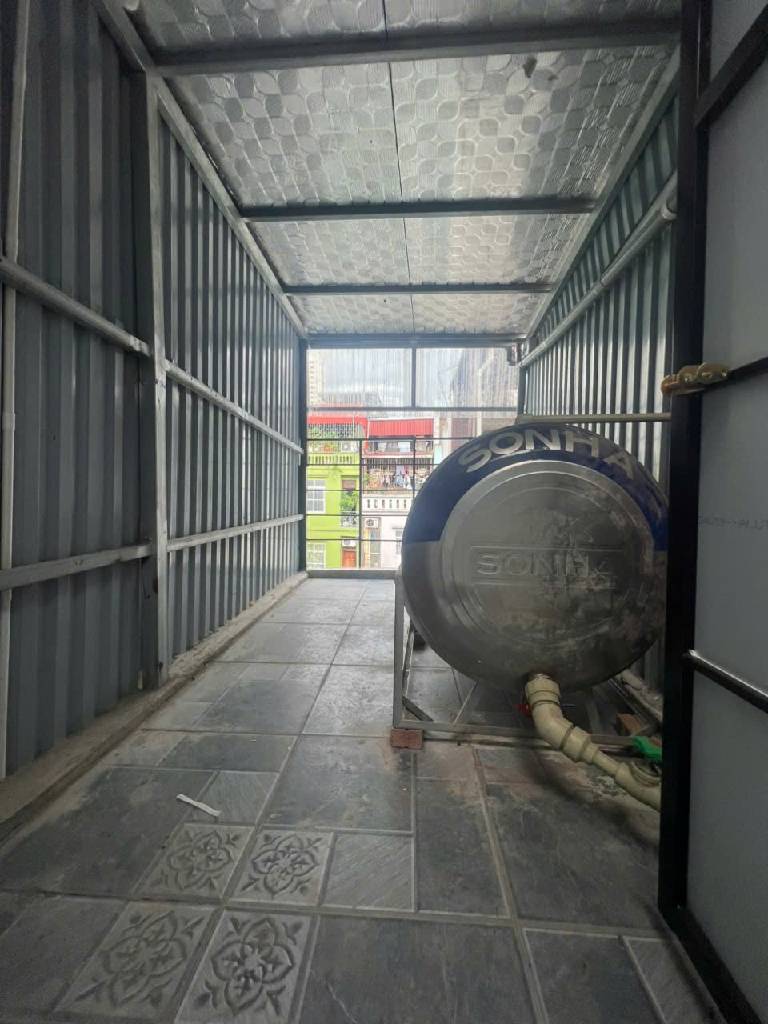 Bán nhà Tân Mai - 10m2 5 tầng - ngõ thông, gần ô tô tránh, giá 1,5 tỷ