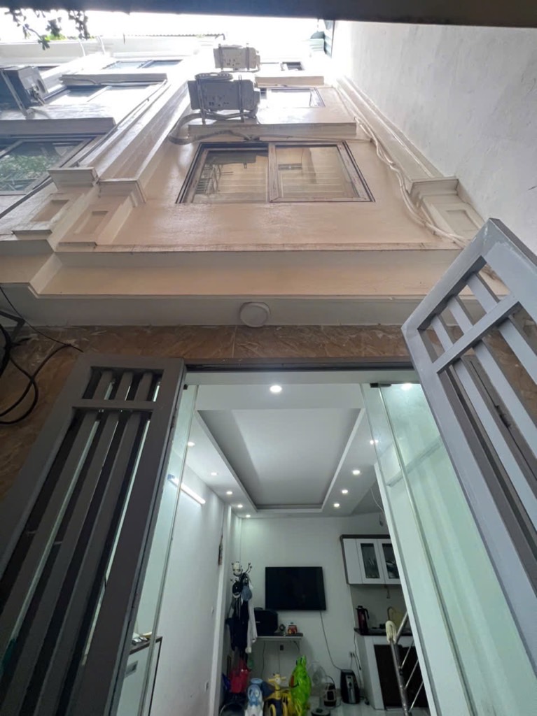 Bán nhà Đông Thiên - diện tích 53m2 4 tầng - nhà trong ngõ - giá 3,65 tỷ