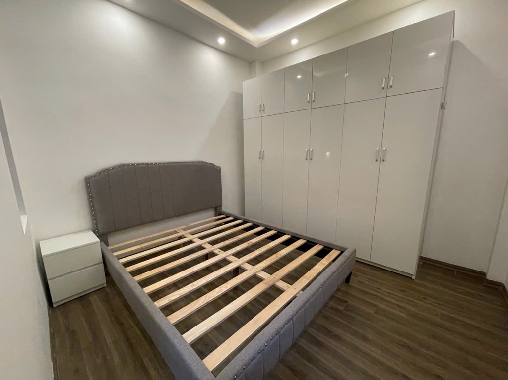 Bán nhà Nhân Hòa - 40m2 6 tầng - ô tô đỗ cửa, kinh doanh sầm uất, full nội thất