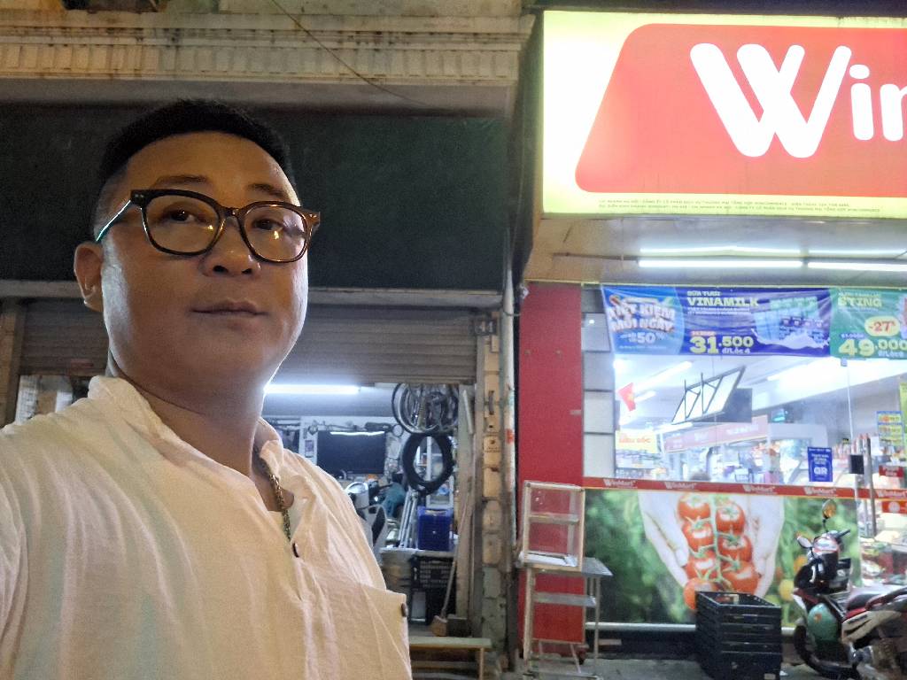 Bán nhà Vĩnh Tuy - diện tích 68,1m2 2 tầng - mặt phố kinh doanh - giá 20,5 tỷ