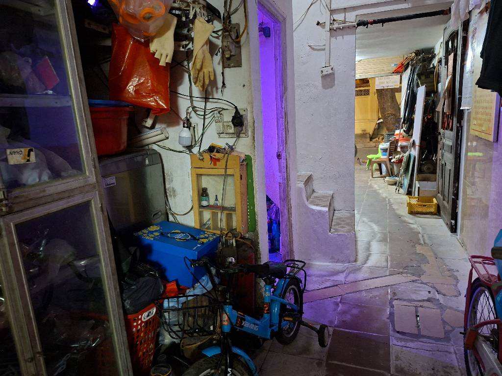 Bán nhà Vĩnh Tuy - diện tích 68,1m2 2 tầng - mặt phố kinh doanh - giá 20,5 tỷ