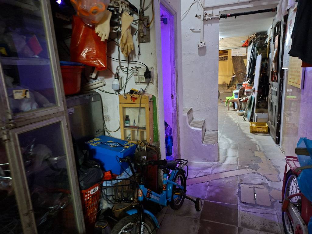 Bán nhà Vĩnh Tuy - diện tích 68,1m2 2 tầng - mặt phố kinh doanh - giá 20,5 tỷ