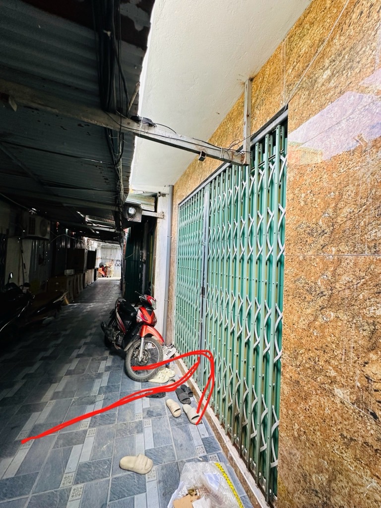 Bán nhà Định Công Hạ - diện tích 43m2 2 tầng - Ô tô đỗ cách nhà 30m - giá 2,5 tỷ