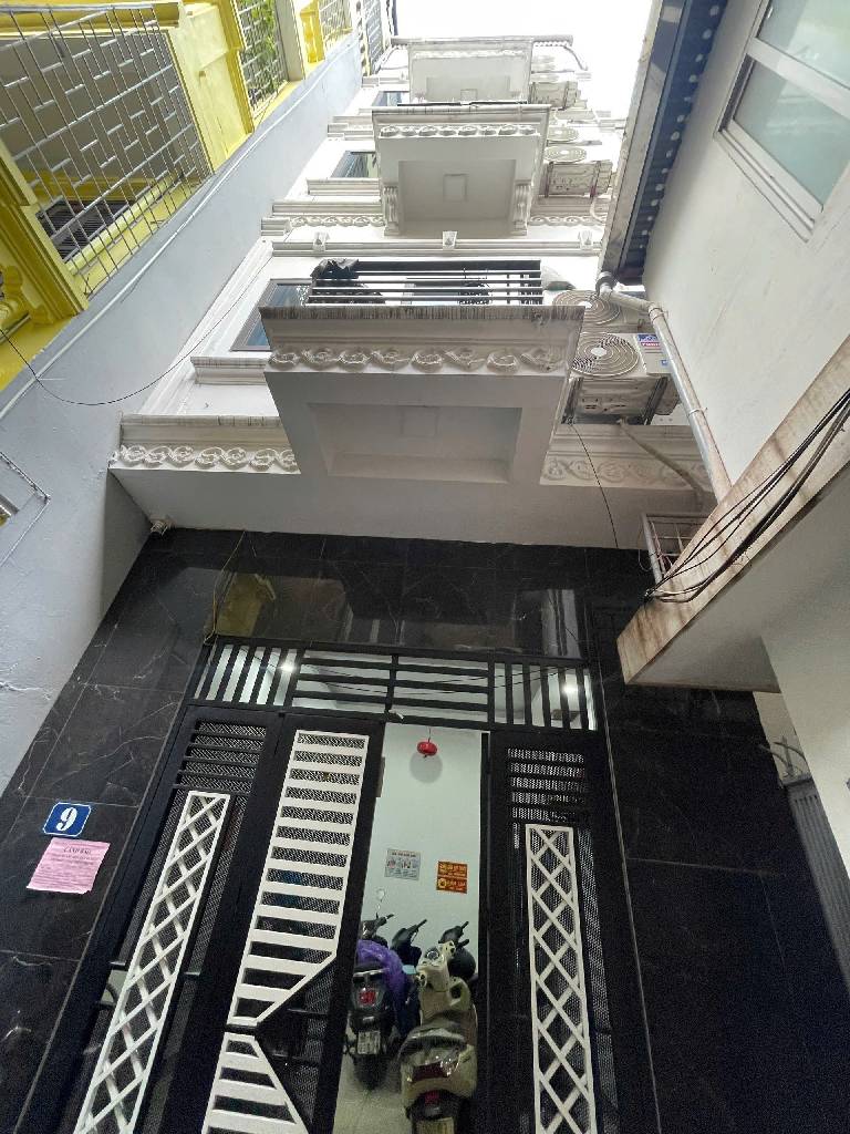 Bán nhà Trần Quý Cáp - diện tích 45,8m2 5 tầng - Khuôn vàng thước ngọc - giá 11,3 tỷ