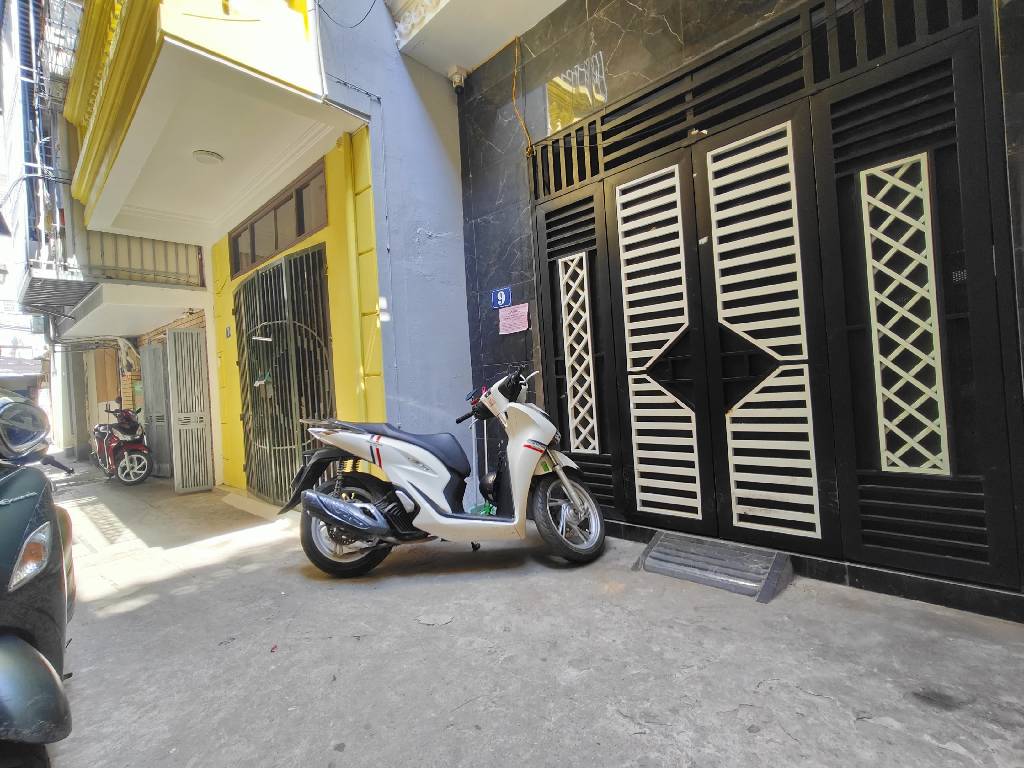 Bán nhà Trần Quý Cáp - diện tích 45,8m2 5 tầng - Khuôn vàng thước ngọc - giá 11,3 tỷ