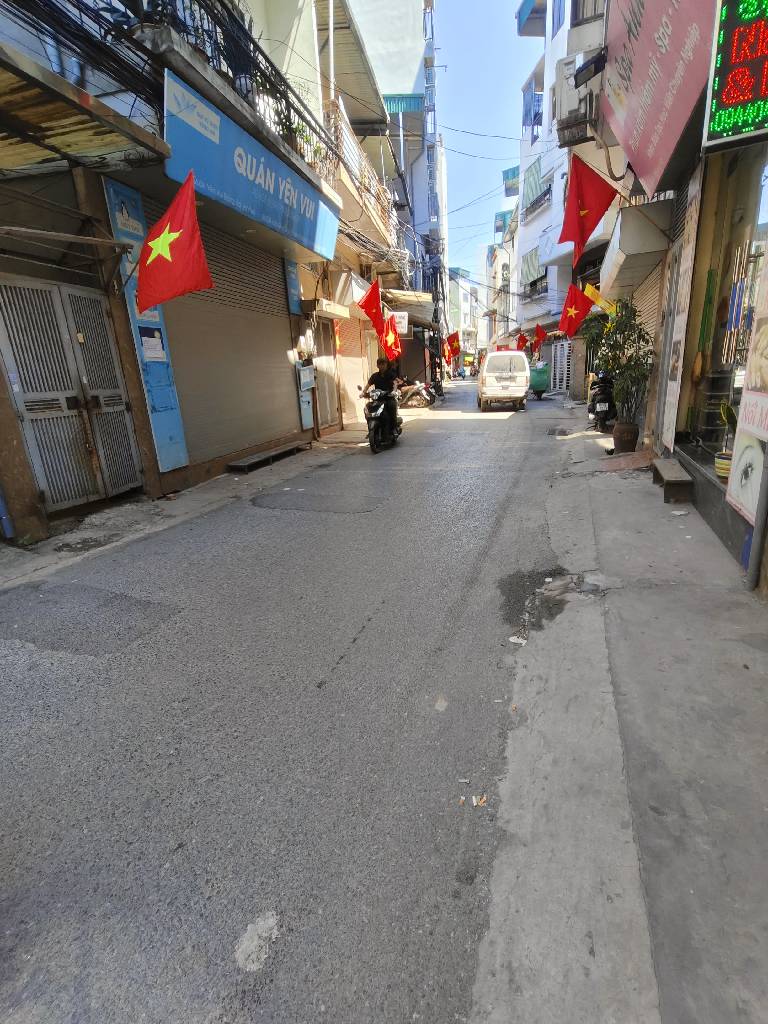 Bán nhà Trần Quý Cáp - diện tích 45,8m2 5 tầng - Khuôn vàng thước ngọc - giá 11,3 tỷ