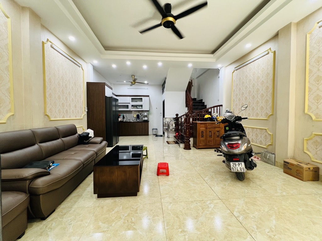 Bán nhà Khương Trung - diện tích 42m2 5 tầng - ô tô - giá 14,9 tỷ