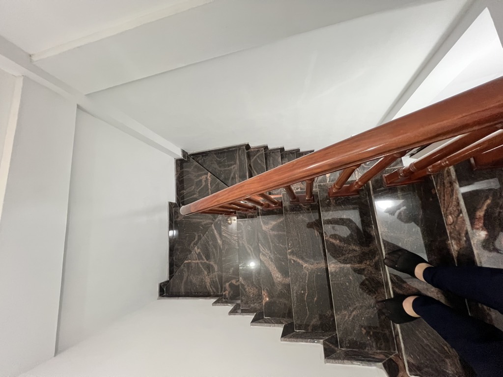 Bán nhà Khương Trung - diện tích 42m2 5 tầng - ô tô - giá 14,9 tỷ