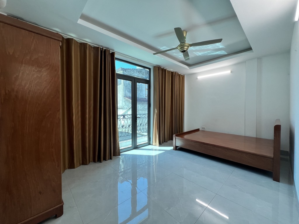 Bán nhà Khương Trung - diện tích 42m2 5 tầng - ô tô - giá 14,9 tỷ