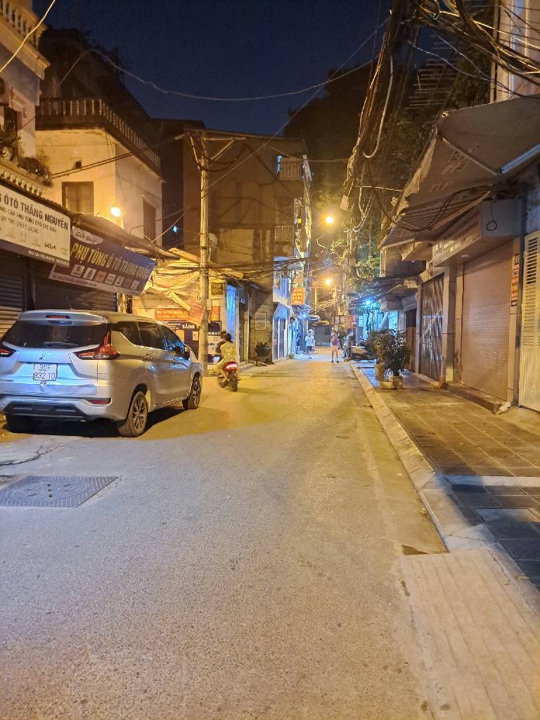 Bán nhà Lê Gia Định - diện tích 68m2 2 tầng - Mặt phố - giá 10 tỷ