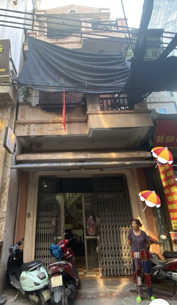 Bán nhà Nguyễn Chính - diện tích 60.4m2 3 tầng - Mặt đường ô tô tránh - giá 15,8 tỷ