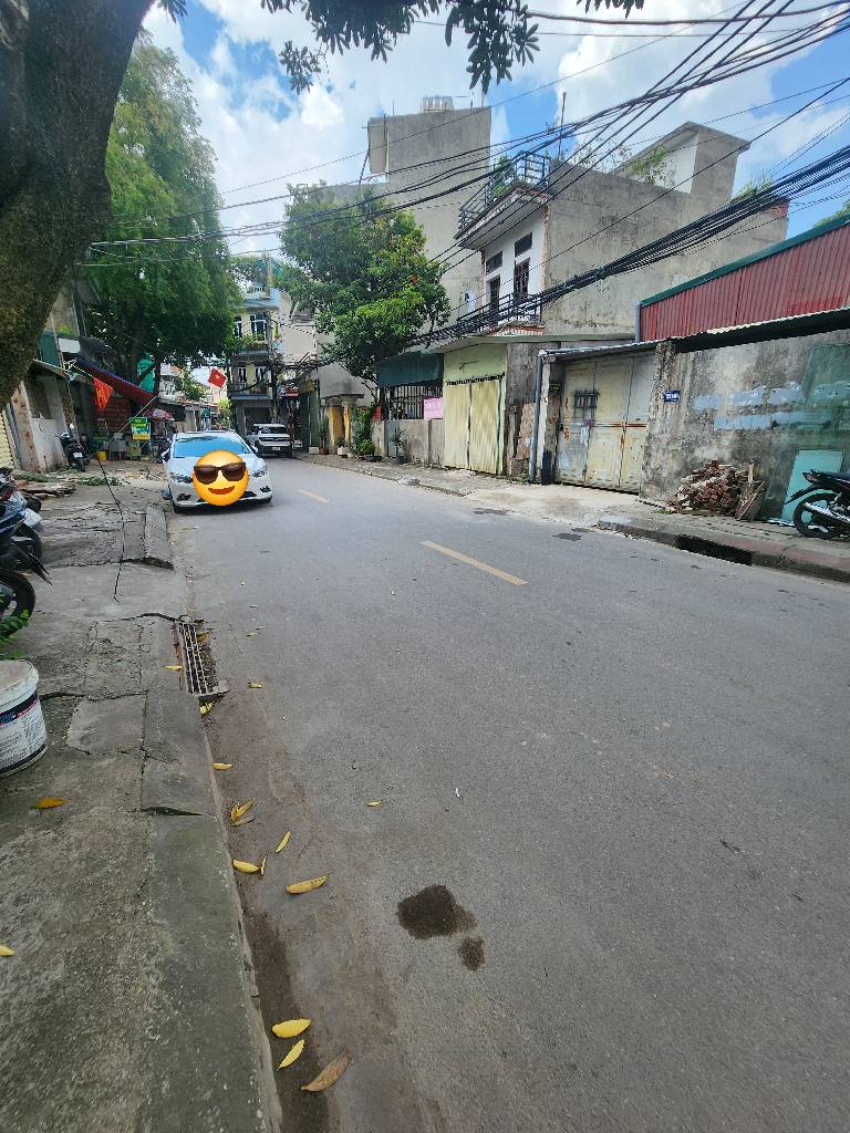 Bán nhà Thúy Lĩnh - diện tích 77m2 4 tầng - Ô tô tránh - giá 18,5 tỷ