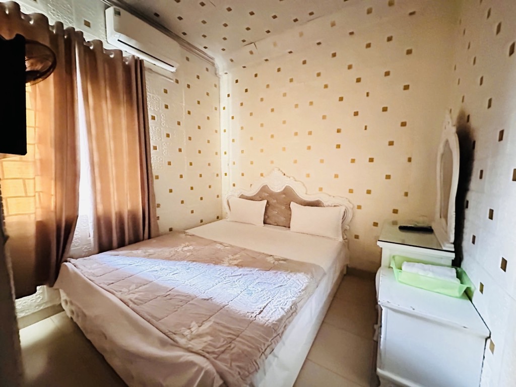 Bán nhà Quan Thổ 1 - diện tích 53m2 5 tầng - 2 mặt thoáng, ngõ ô tô tránh - giá 24 tỷ