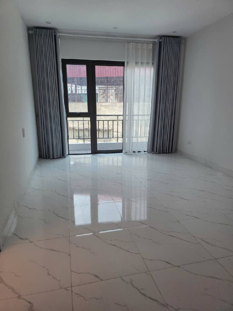 Bán nhà Vạn Kiếp - diện tích 38m2 5 tầng - Ô tô đỗ cổng - giá 6,8 tỷ