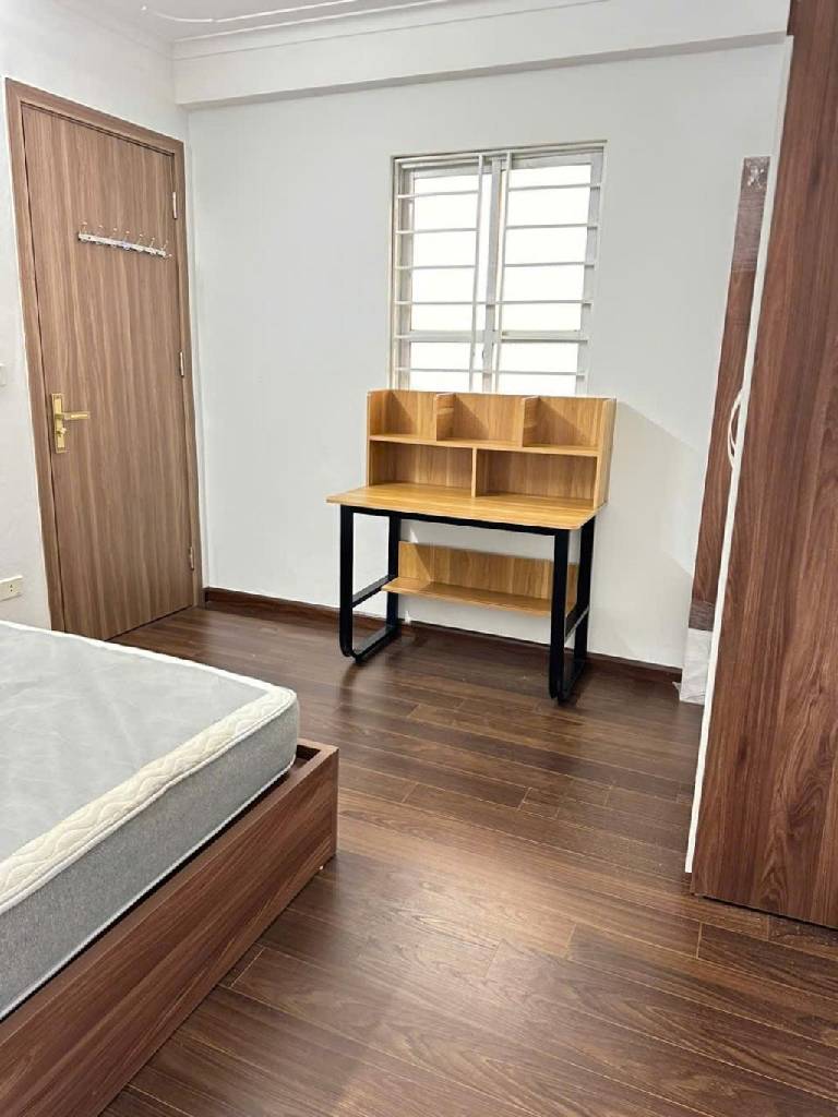 Bán nhà Nguyễn Trãi - diện tích 49m2 5 tầng - Lô góc, nở hậu - giá 9,5 tỷ