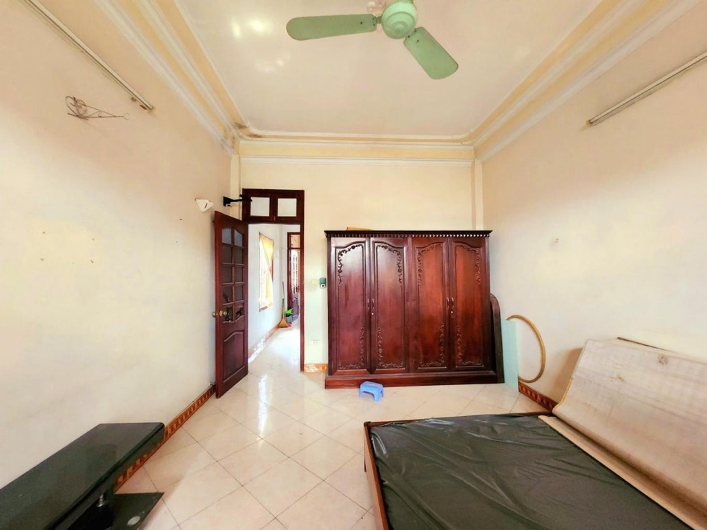 Bán nhà Tân Khai - diện tích 82.7m2 4 tầng - ô tô đỗ cổng - giá 14,5 tỷ