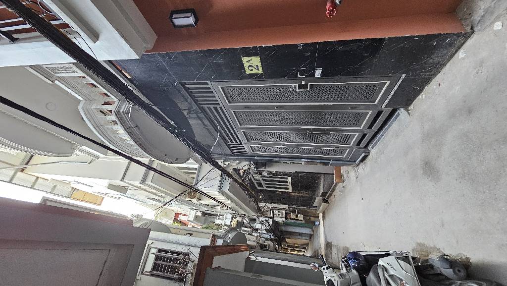 Bán nhà Bùi Xương Trạch - diện tích 52.5m2 5 tầng - Lô góc 2 mặt thoáng - giá 13,5 tỷ