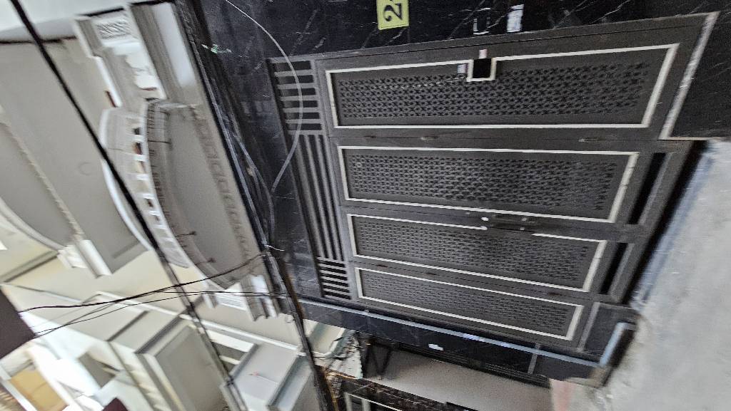 Bán nhà Bùi Xương Trạch - diện tích 52.5m2 5 tầng - Lô góc 2 mặt thoáng - giá 13,5 tỷ