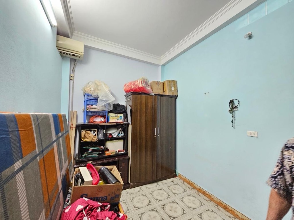 Bán nhà Khương Đình - diện tích 102m2 4 tầng - Mặt tiền rộng - giá 19 tỷ