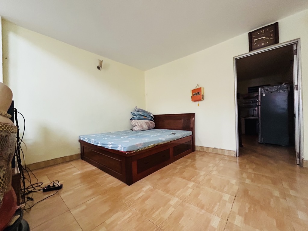 Bán nhà Giải Phóng - diện tích 60m2 2 tầng - Ngõ thông kinh doanh - giá 2,9 tỷ