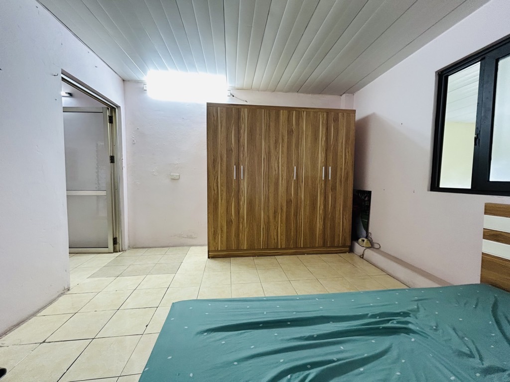 Bán nhà Giải Phóng - diện tích 60m2 2 tầng - Ngõ thông kinh doanh - giá 2,9 tỷ