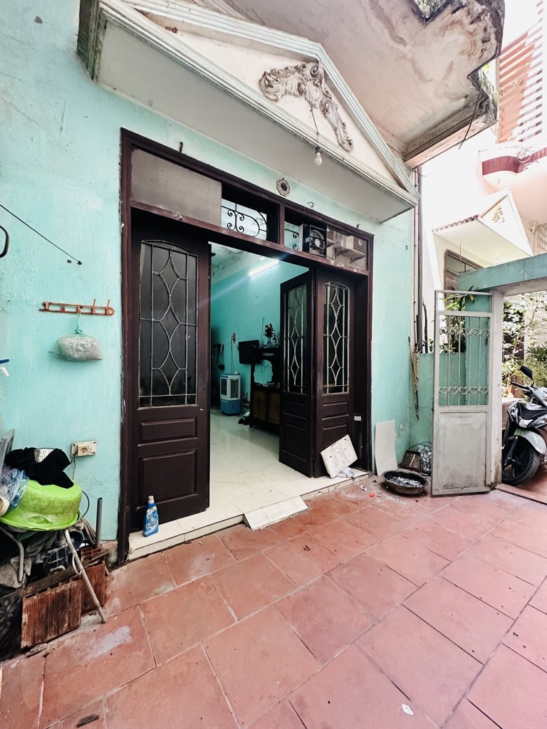 Bán nhà Ngọc Hồi - diện tích 54m2 1 tầng - Nhà mái bằng - giá 5,4 tỷ