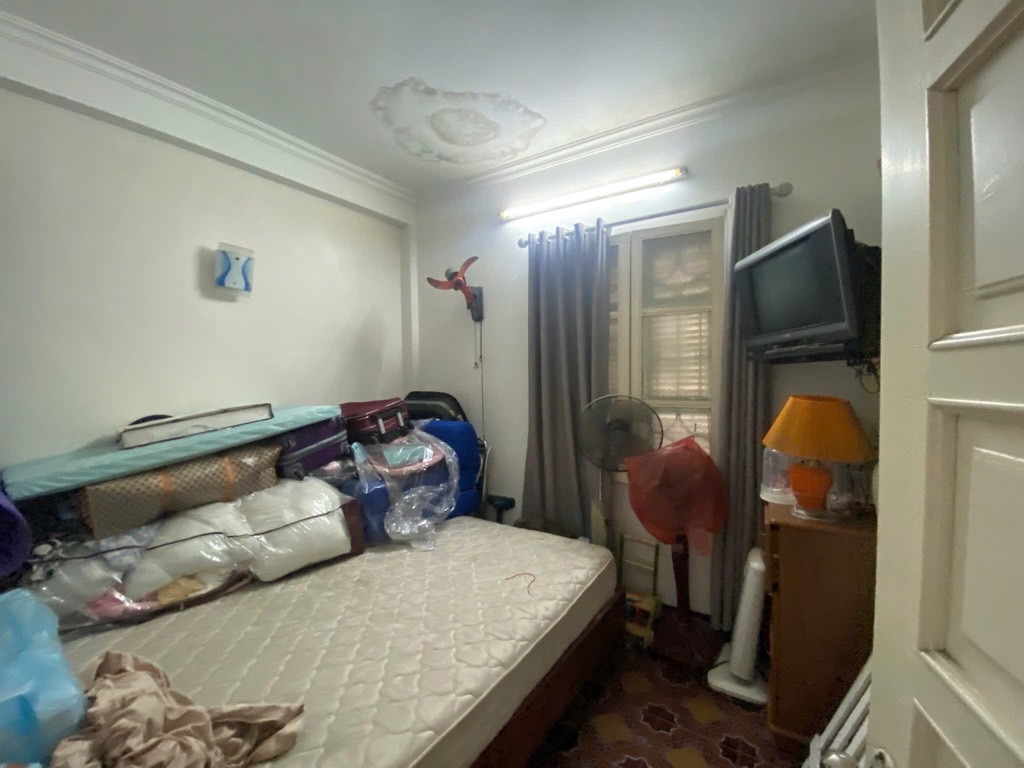 Bán nhà Khương Trung - diện tích 32m2 4 tầng - Ô tô đỗ cửa - giá 7,9 tỷ