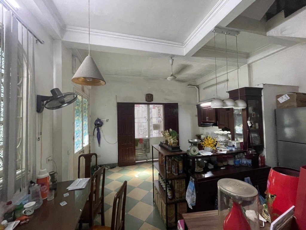 Bán nhà Khương Trung - diện tích 32m2 4 tầng - Ô tô đỗ cửa - giá 7,9 tỷ