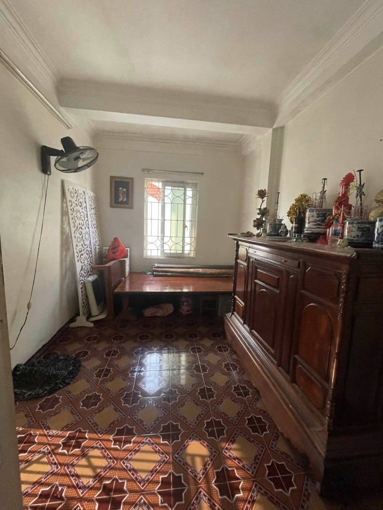 Bán nhà Khương Trung - diện tích 32m2 4 tầng - Ô tô đỗ cửa - giá 7,9 tỷ