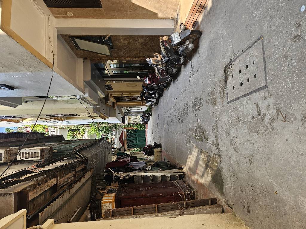 Bán nhà Vũ Thạnh - diện tích 37m2 5 tầng - Ngõ ô tô tránh - giá 12,6 tỷ