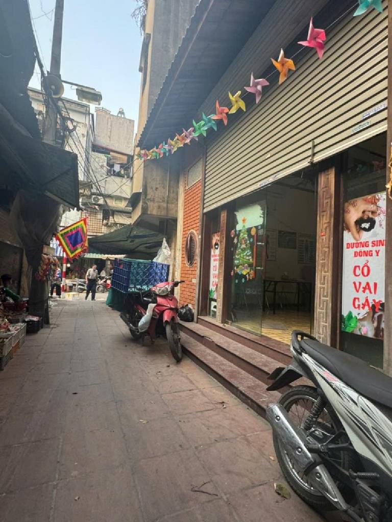 Bán nhà Y Miếu - diện tích 61m2 1 tầng - MẶT PHỐ - giá 13,5 tỷ