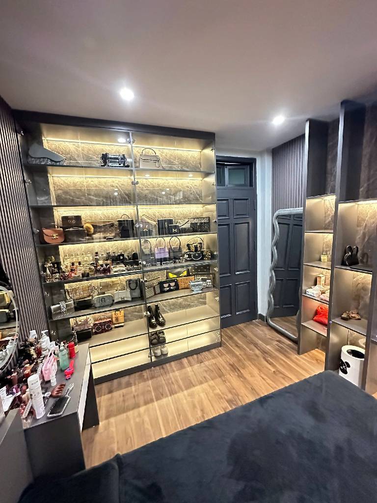 Bán nhà Quan Nhân - diện tích 44m2 6 tầng - Nhà đẹp ở ngay - giá 11,8 tỷ