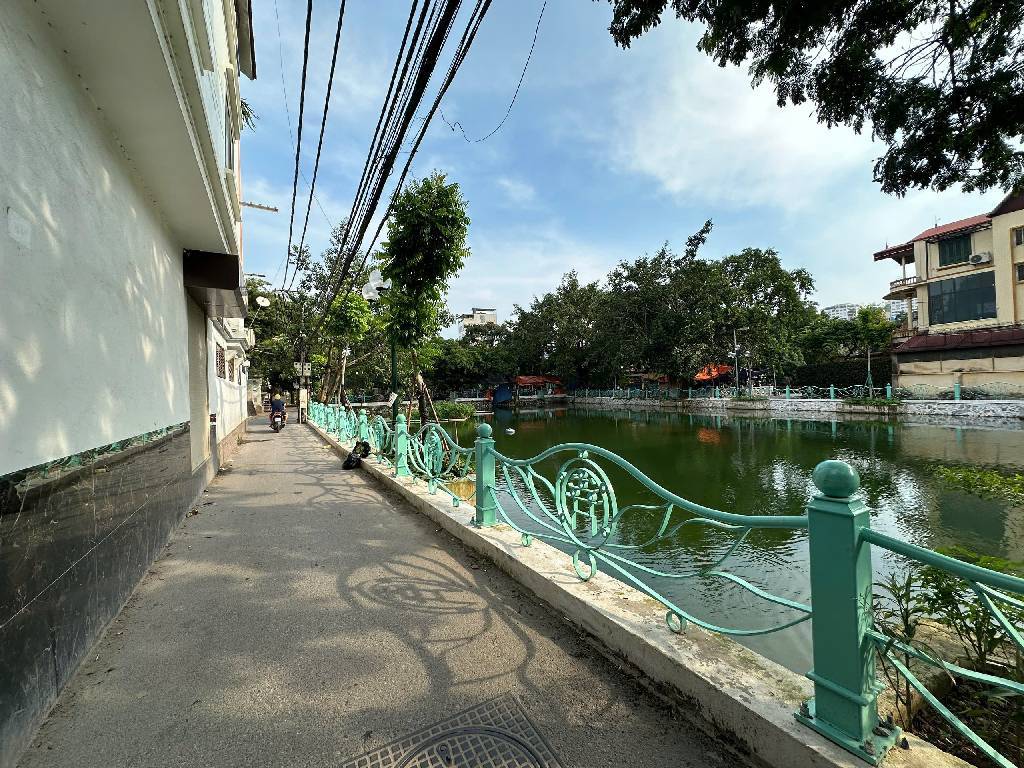 Bán nhà Quan Nhân - diện tích 44m2 6 tầng - Nhà đẹp ở ngay - giá 11,8 tỷ