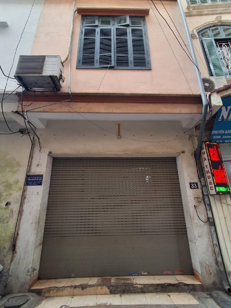 Bán nhà Hoàng Cầu - 49m2 4 tầng - ô tô tránh, nở hậu, sát công viên - giá 14,5 tỷ