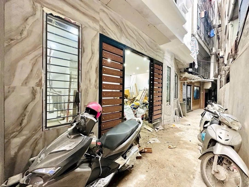 Bán nhà Nguyễn Lương Bằng - diện tích 30m2 6 tầng - Thang máy - giá 11,3 tỷ