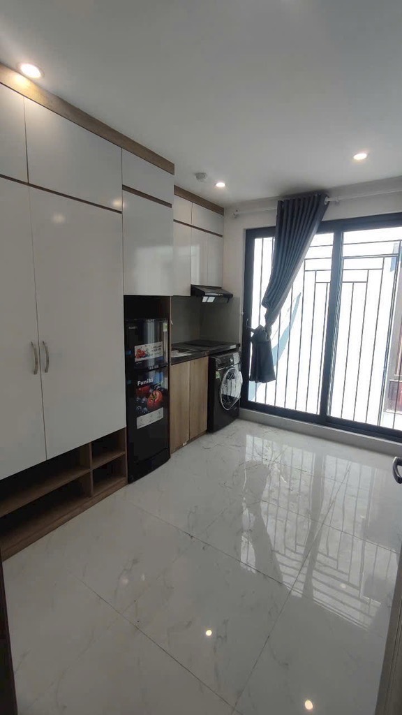 Bán nhà Nguyễn Lương Bằng - diện tích 30m2 6 tầng - Thang máy - giá 11,3 tỷ