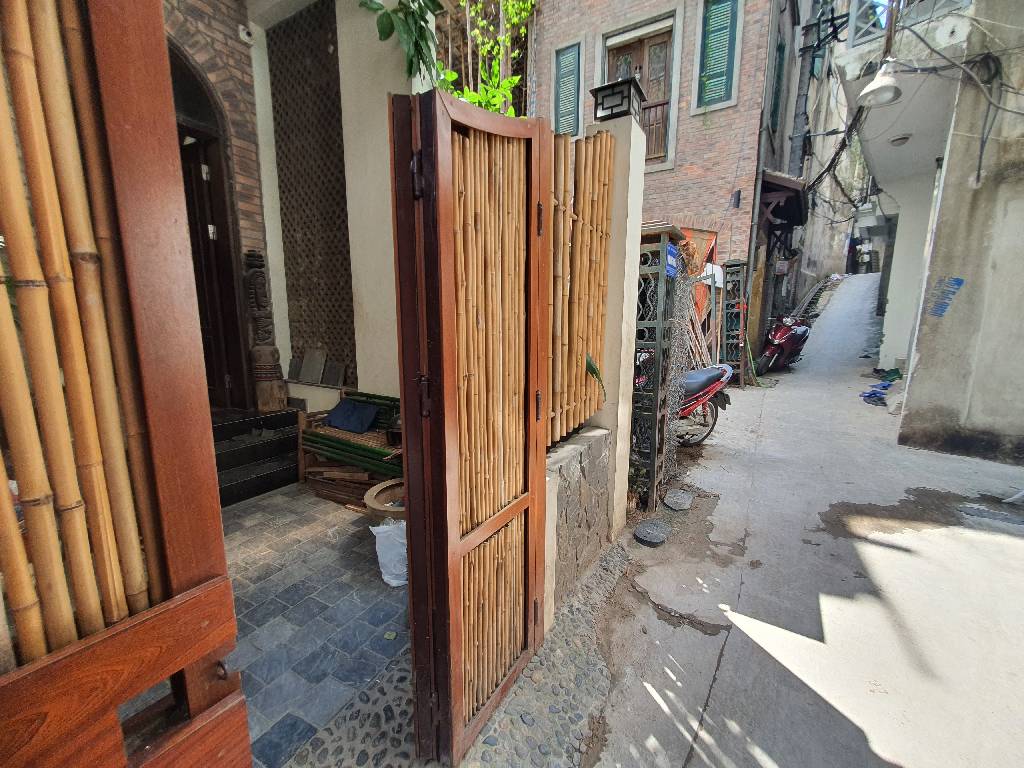 Bán nhà Nguyễn Khoái - diện tích 46m2 4 tầng - gần ô tô - giá 7,9 tỷ