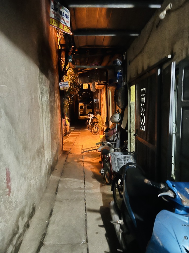 Bán nhà Lĩnh Nam - diện tích 22m2 4 tầng - Nhà CĐC - giá 2,95 tỷ