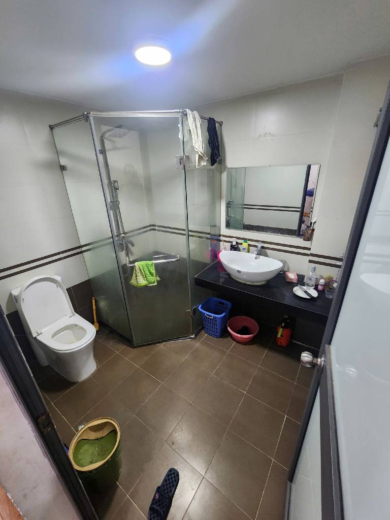 Bán nhà Khương Đình - diện tích 61m2 5 tầng - ô tô tránh - giá 17,5 tỷ