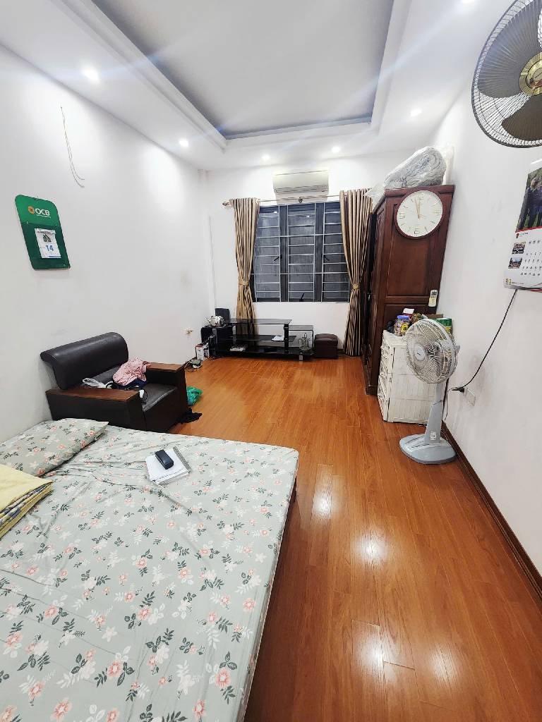 Bán nhà Khương Đình - diện tích 61m2 5 tầng - ô tô tránh - giá 17,5 tỷ