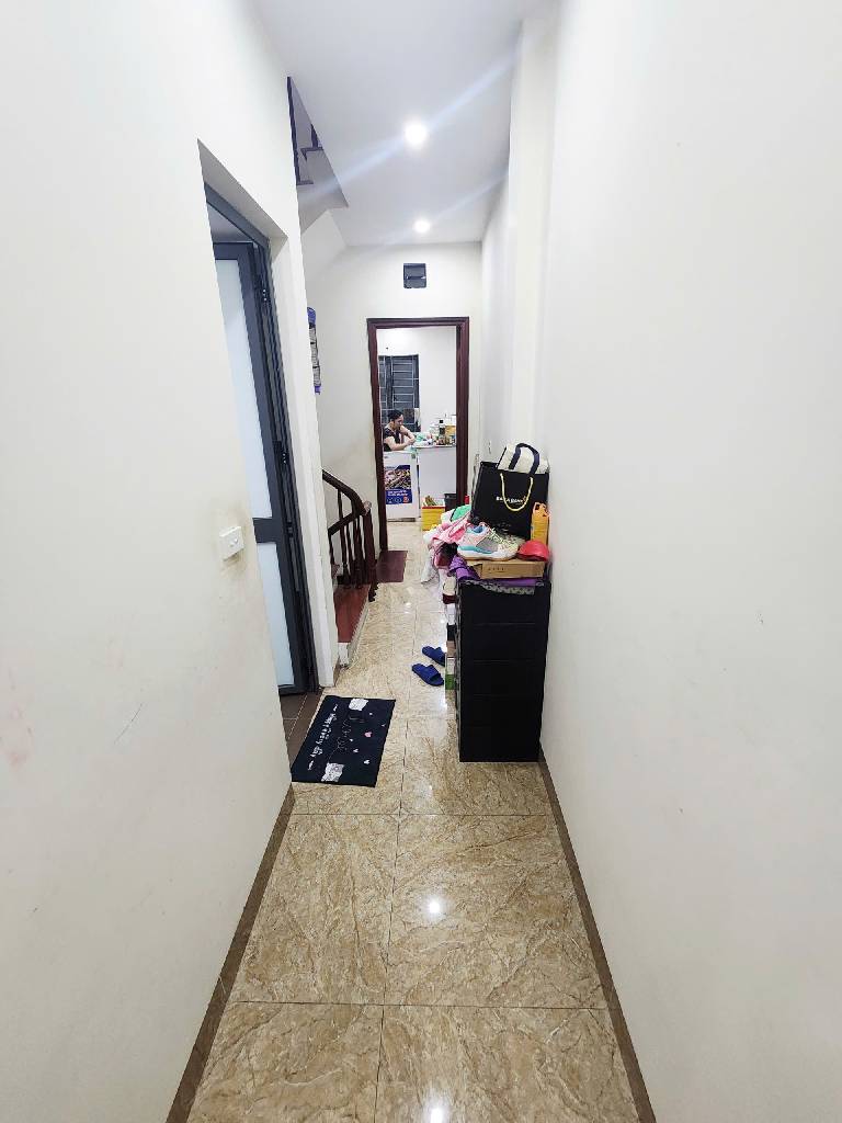 Bán nhà Khương Đình - diện tích 61m2 5 tầng - ô tô tránh - giá 17,5 tỷ