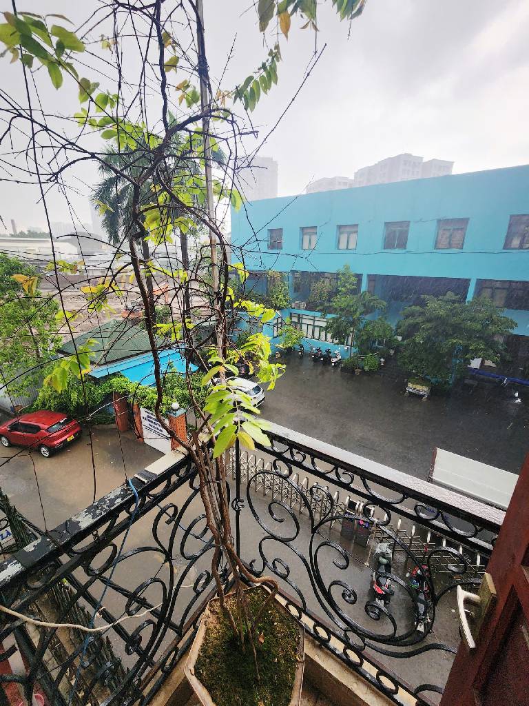 Bán nhà Khương Đình - diện tích 61m2 5 tầng - ô tô tránh - giá 17,5 tỷ