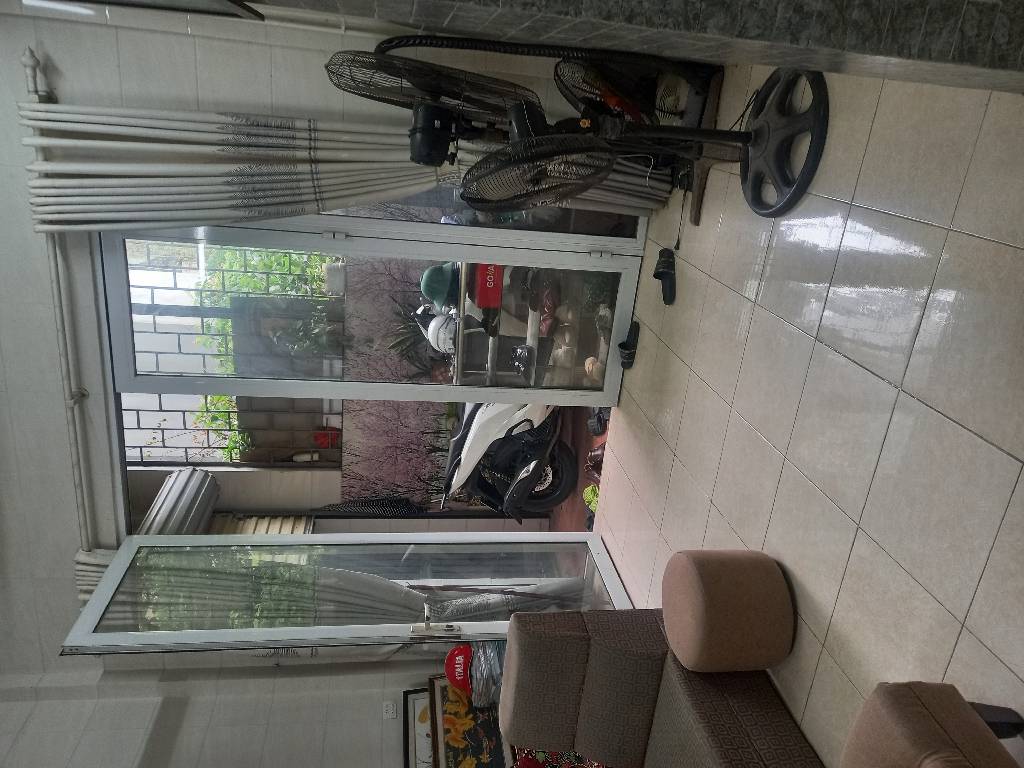 Bán nhà Vĩnh Hưng - diện tích 62.6m2 3 tầng - Nhà xây khung cột Bê tông chắc chắn - giá 13,2 tỷ