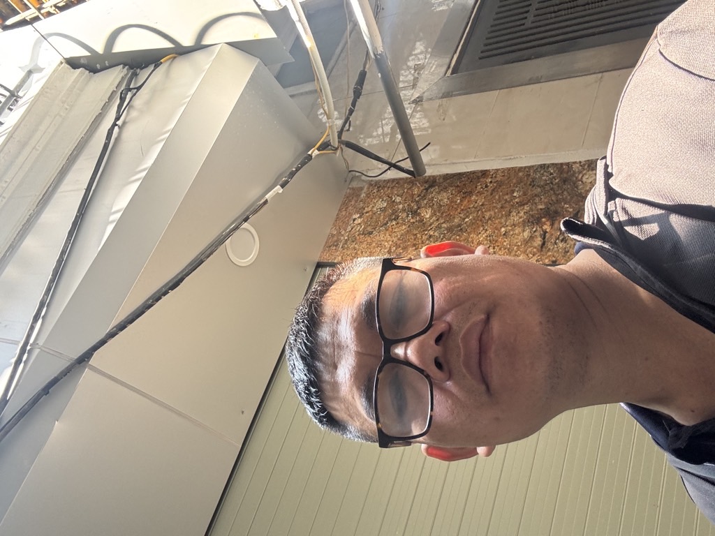 Bán nhà Thanh Nhàn - diện tích 24,7m2 4 tầng - Nhà mới kính kong, ngõ nông gần phố - giá 5,95 tỷ