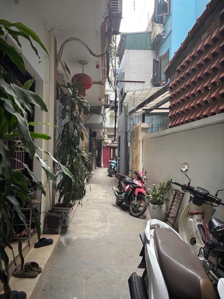 Bán nhà Ngõ Chợ Khâm Thiên - diện tích 29.1m2 4 tầng - Nhà dân xây chắc chắn - giá 6,6 tỷ