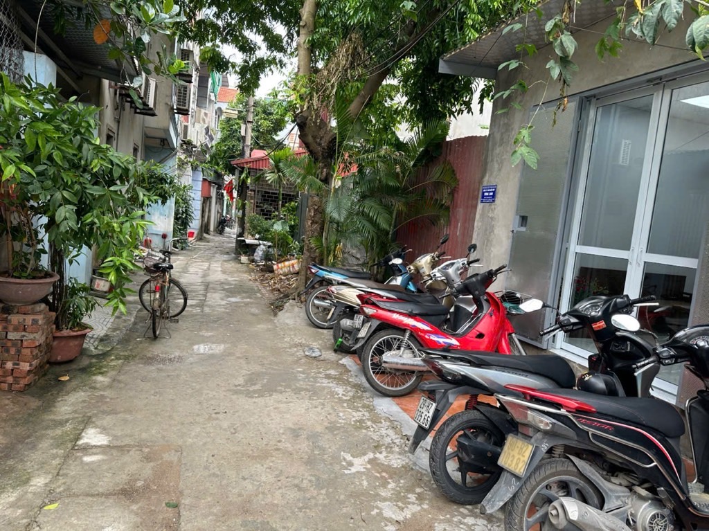 Bán nhà Khuyến Lương - diện tích 53m2 1 tầng - Ô tô tránh - giá 9,3 tỷ