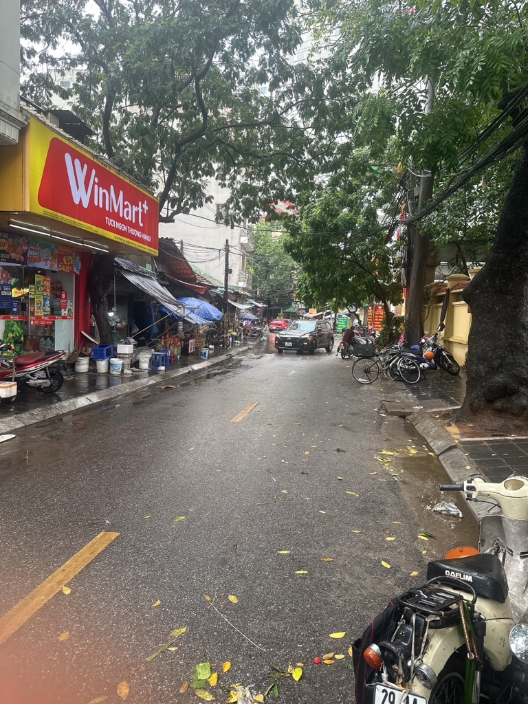 Bán nhà Vĩnh Tuy - diện tích 33m2 5 tầng - Mặt phố kinh doanh - giá 14,2 tỷ