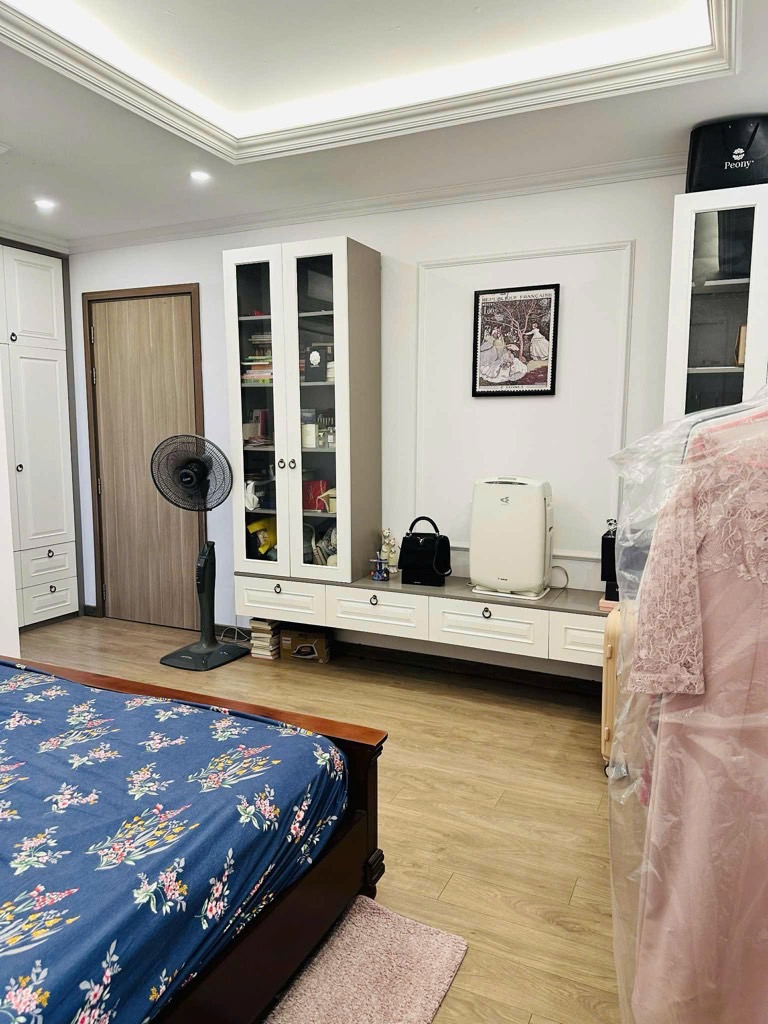 Bán nhà Tân Mai - diện tích 80m2 1 tầng - Chung cư Cao Cấp - giá 10 tỷ