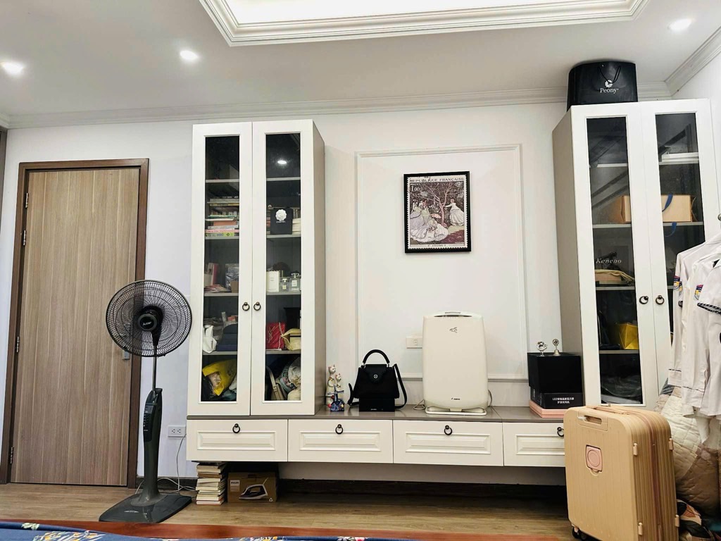 Bán nhà Tân Mai - diện tích 80m2 1 tầng - Chung cư Cao Cấp - giá 10 tỷ